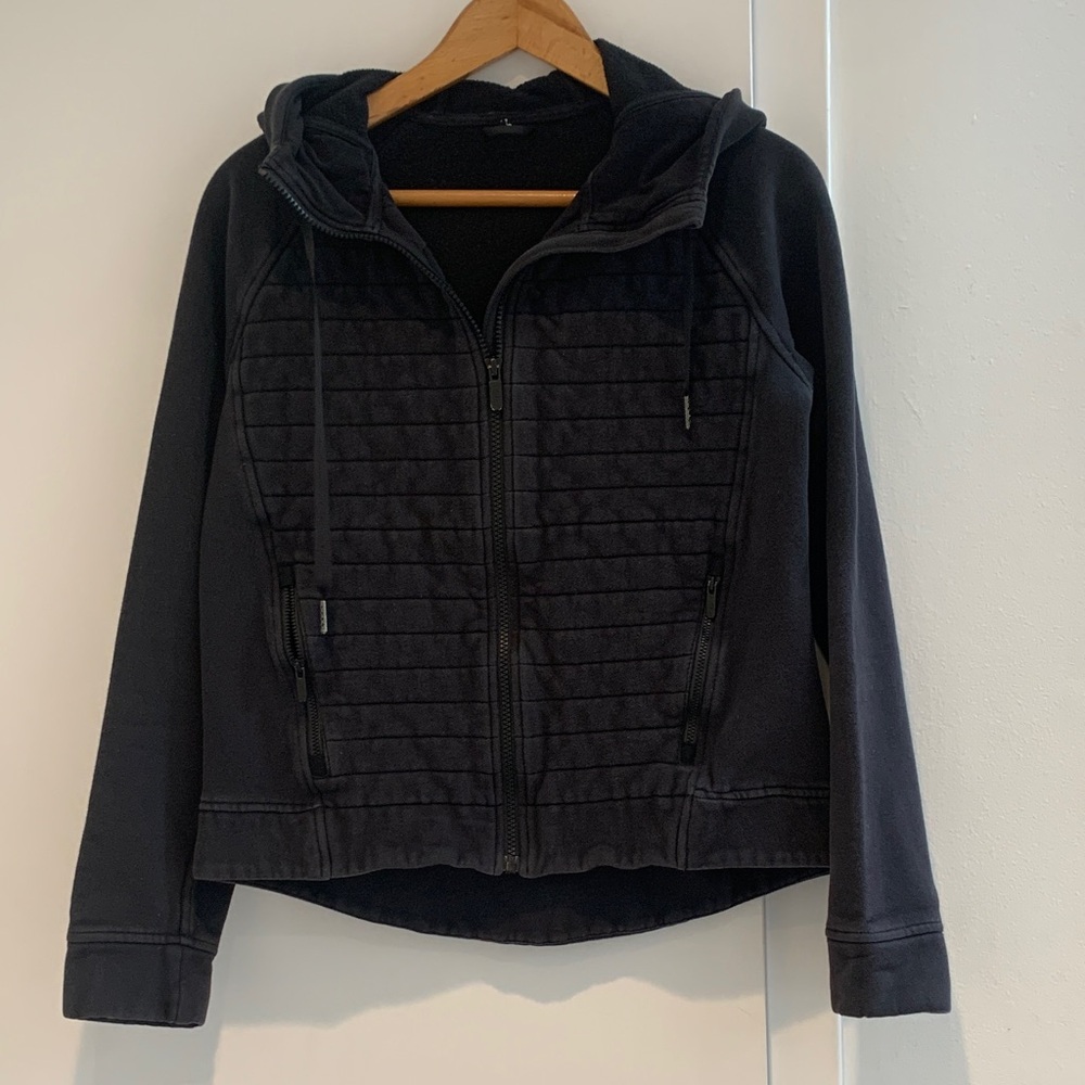 Lululemon zip front cotton hoodie, size Small. Right pocket zipper gets stuck.